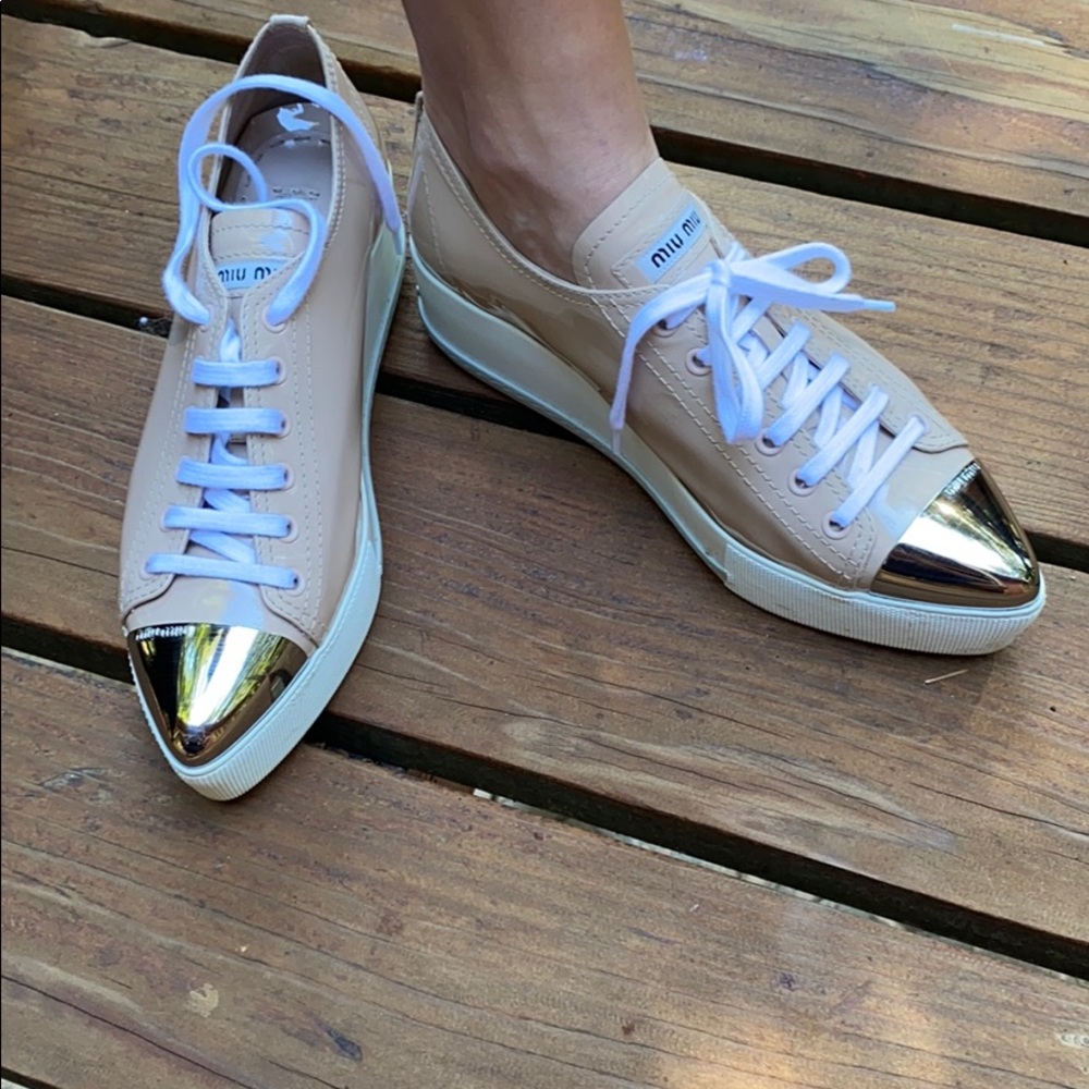 Miu Miu metal cap toe with platform wedge in blush